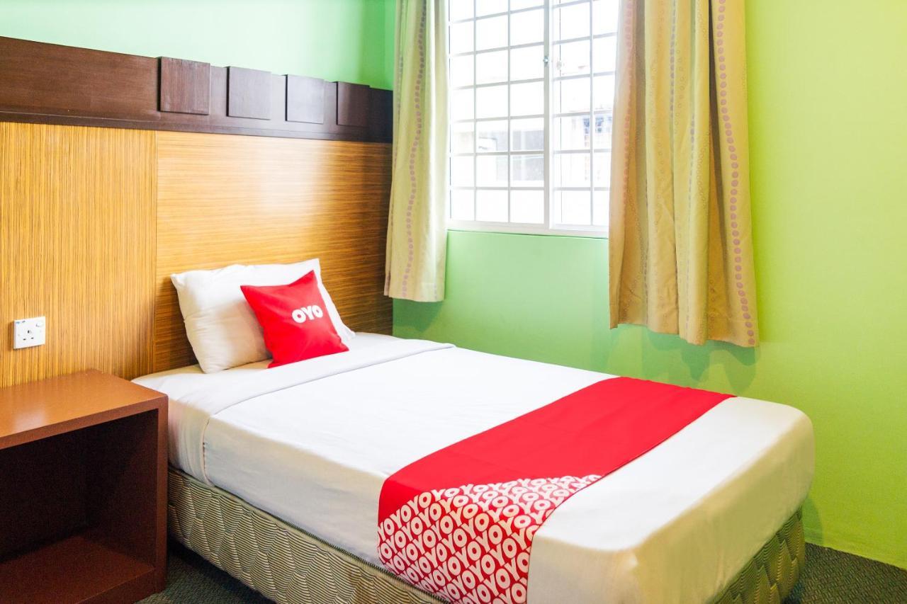Oyo 89408 Royal Hotel Keningau Extérieur photo