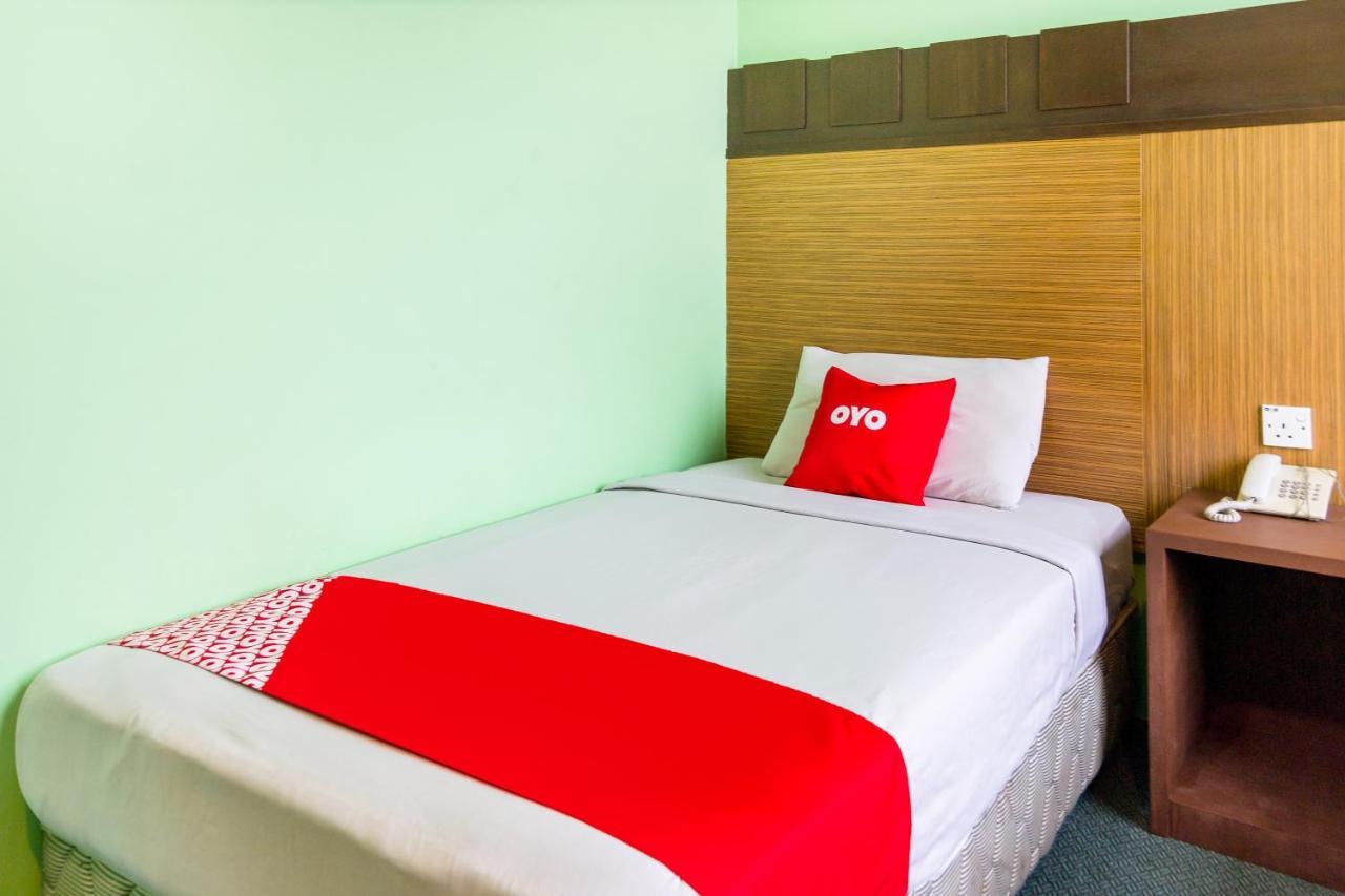 Oyo 89408 Royal Hotel Keningau Extérieur photo