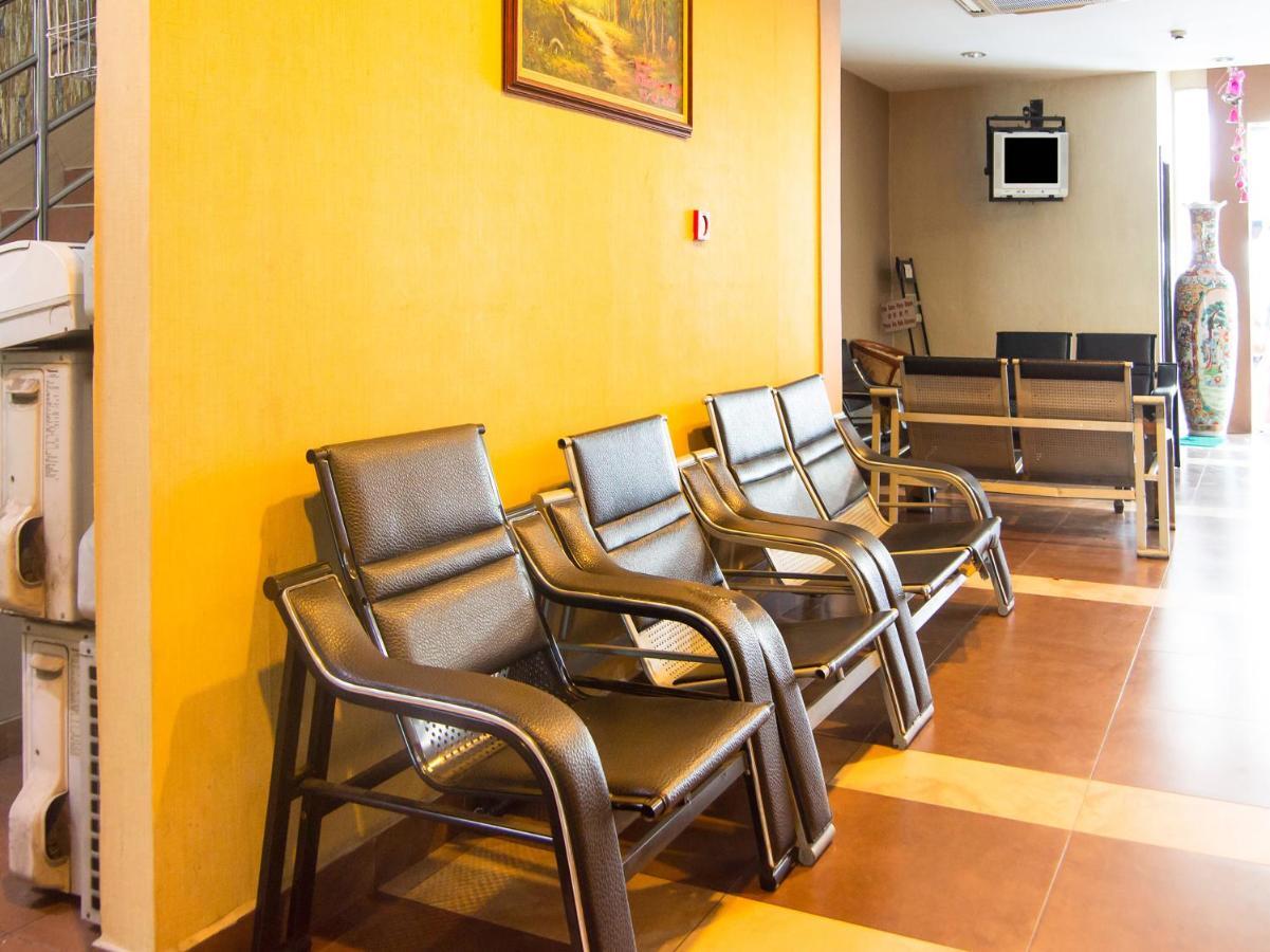 Oyo 89408 Royal Hotel Keningau Extérieur photo